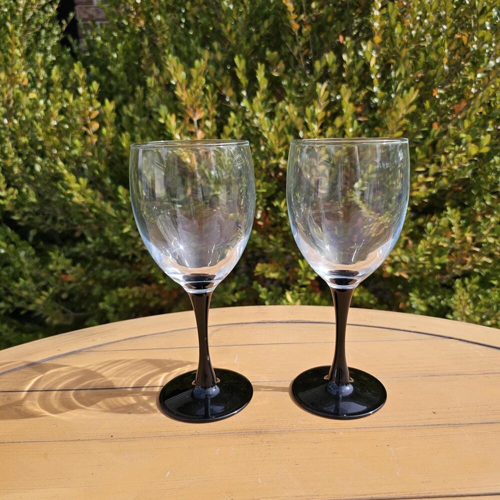 Vintage Cristal D'Arques Durand Domino Signature Black Set of 2 Wine Glasses